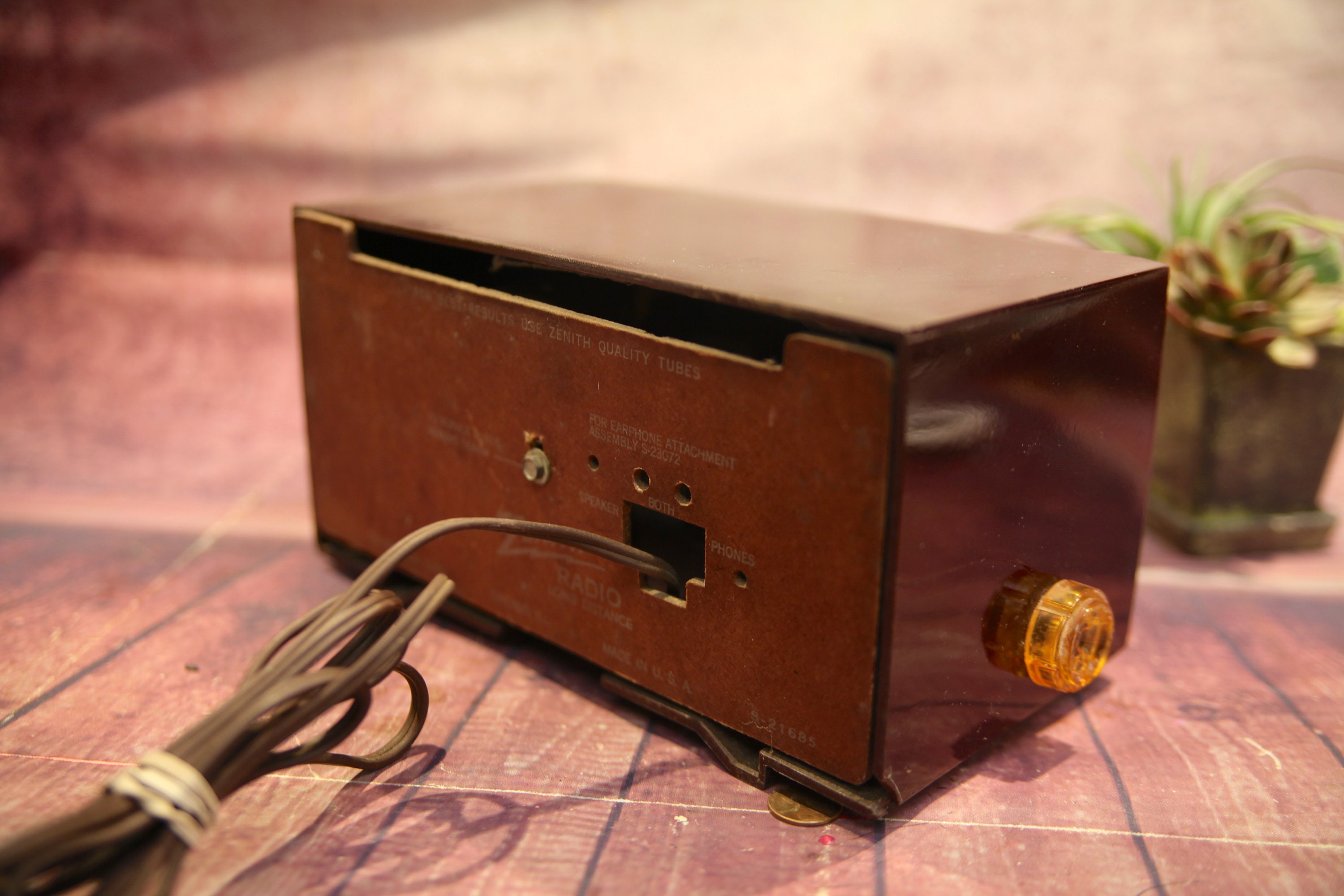 Vintage Zenith Long Distanz, 1940er Jahre, AM, Tube, Bakelit Radio, FUNKTIONIERT, 9,5 'B9-11-14 - Etsy.de Vintage Zenith Long Distanz, 1940er Jahre, AM, Tube, Bakelit Radio, FUNKTIONIERT, 9,5 'B9-11-14 - Etsy.de
