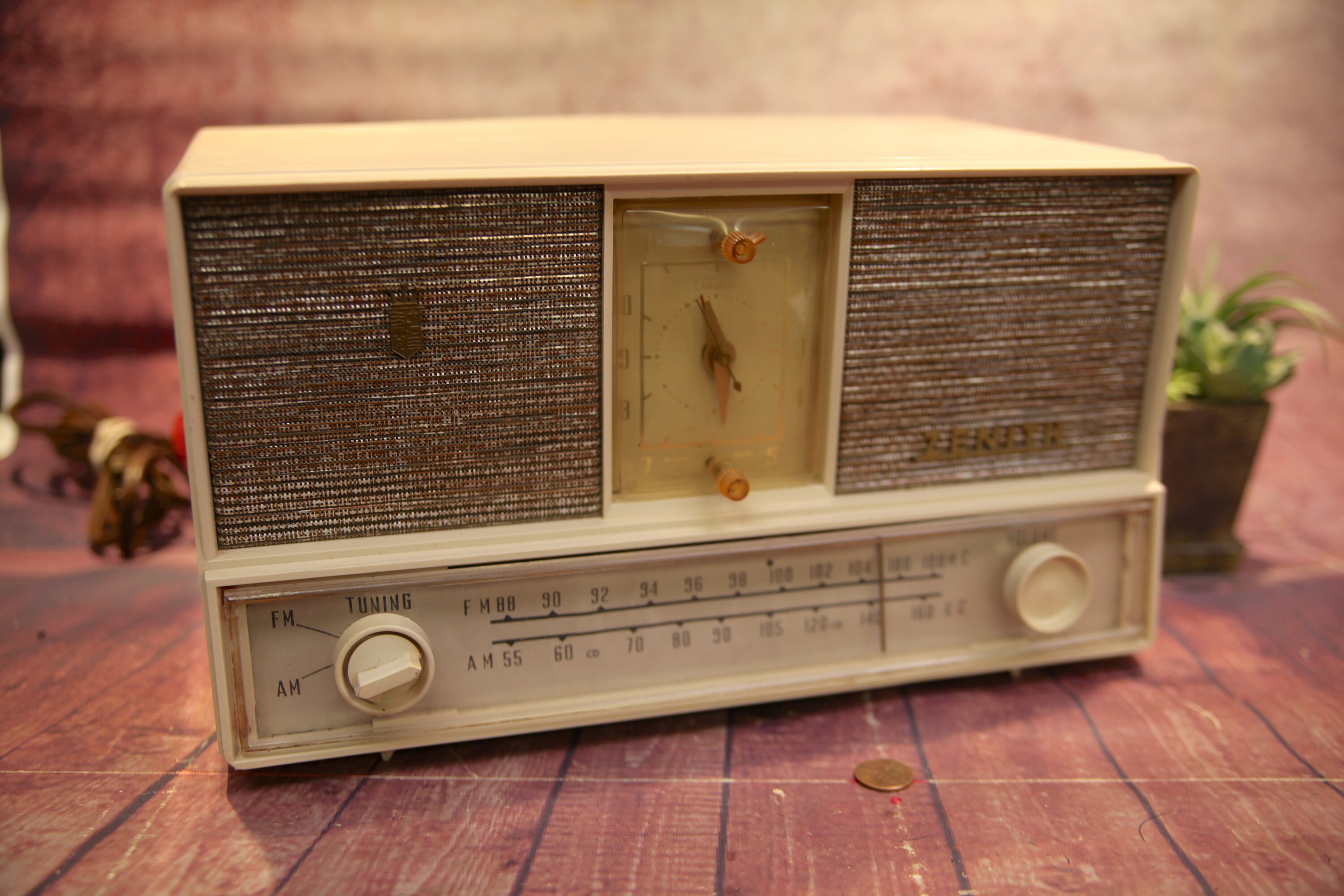 Vintage Zenith Clock Radio Model B728W Ivory Case 13 Etsy
