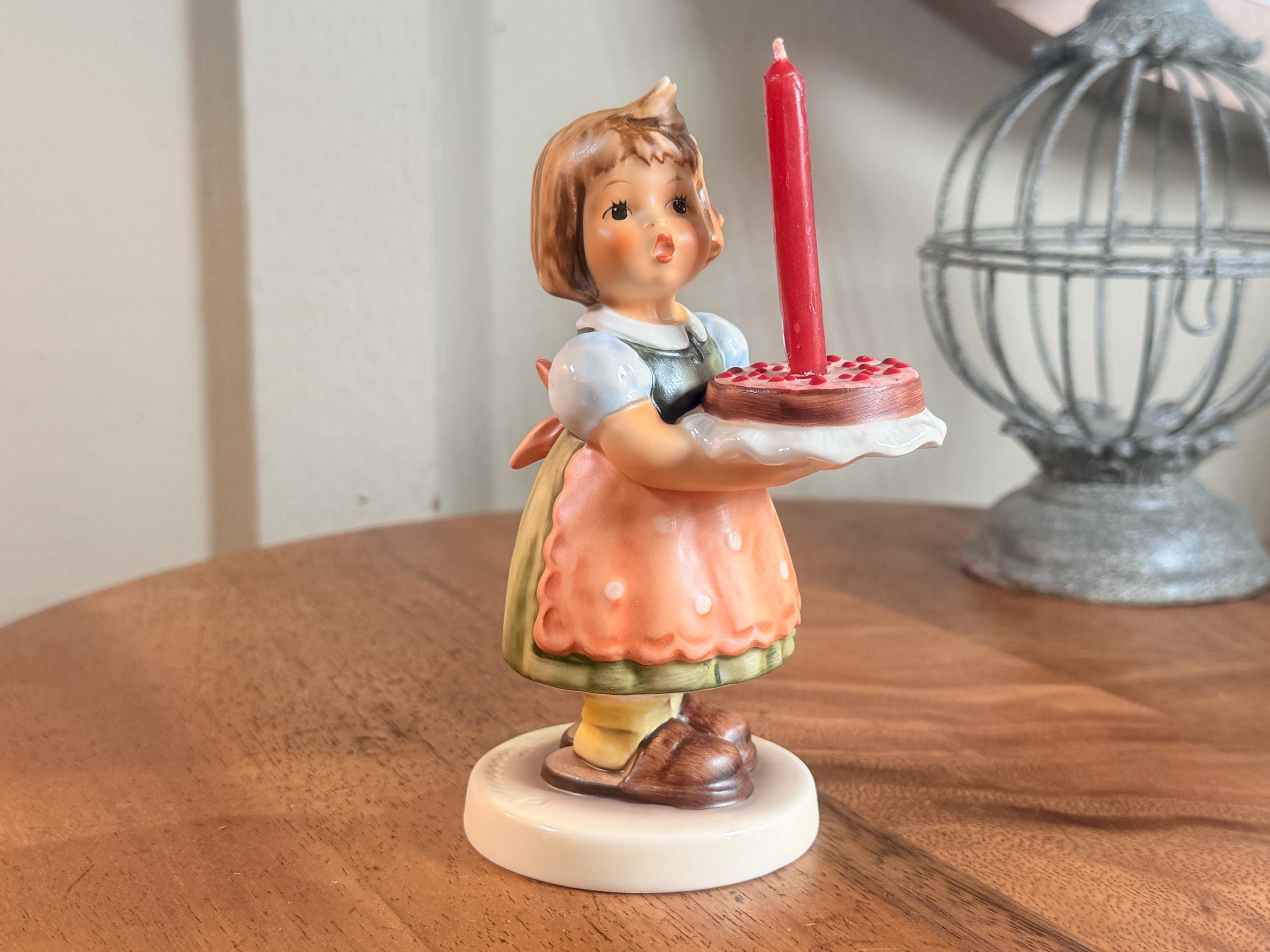 ゲーベル人形　西ドイツ製　陶器置物　1965年のレアな女の子輪キャンドルスタンド バースデーキャンドル、女の子、ゲーベル、ヒュンメル、フィギュア