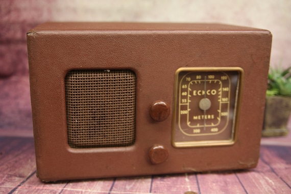 希少なヴィンテージ Eckco ラジオ、AM、真空管ラジオ、1940 年代、12.5