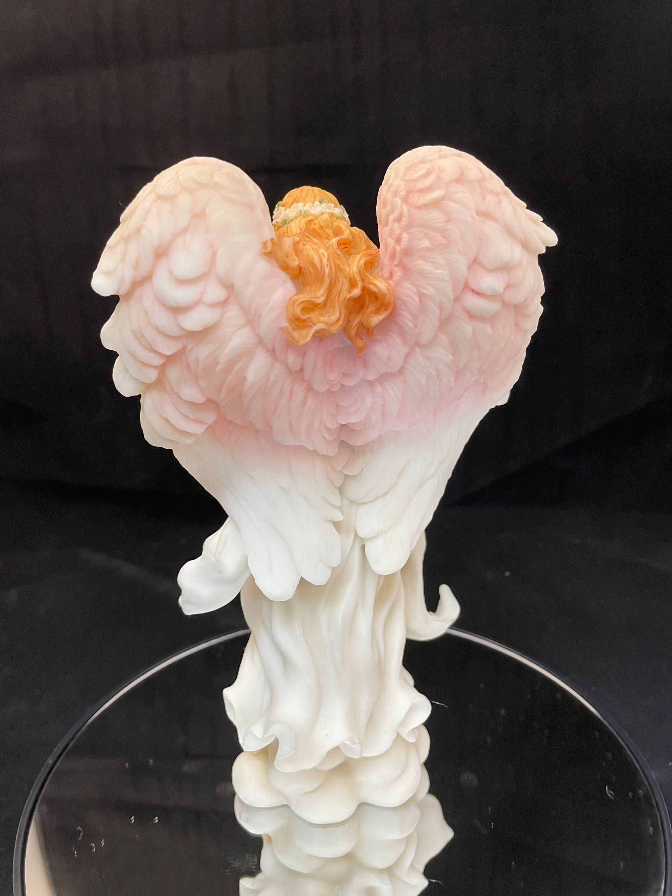 Roman Seraphim Classics Melody Angel Figurine Roman Seraphim Classics Melody Angel Figurine