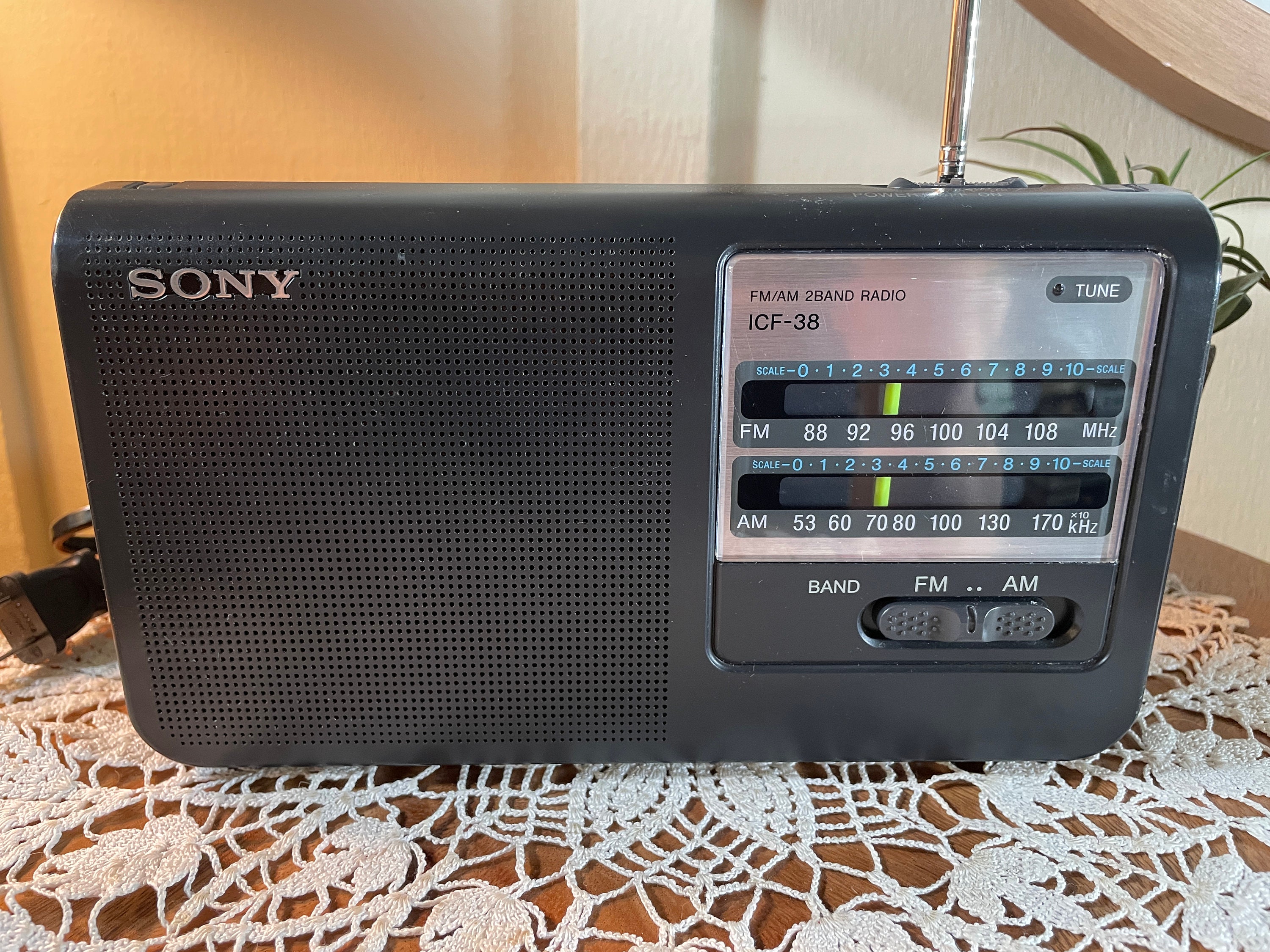 Vintage 1980's Sony AM/FM Portable Transistor Radio Etsy