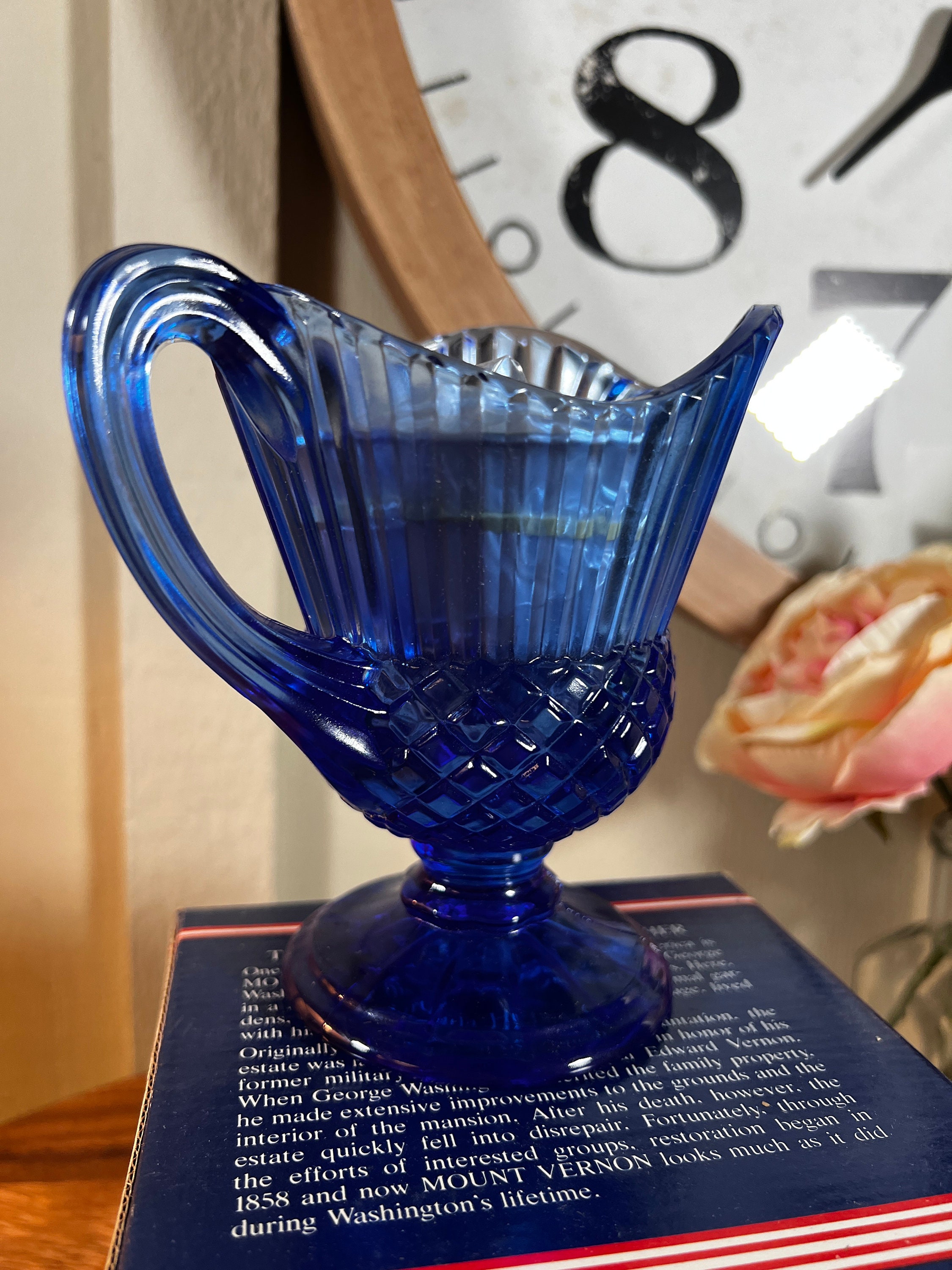 AVON バラ彫刻ガラスセット Vintage, Avon, Mount Vernon Gift Set, Cobalt Blue ,glass