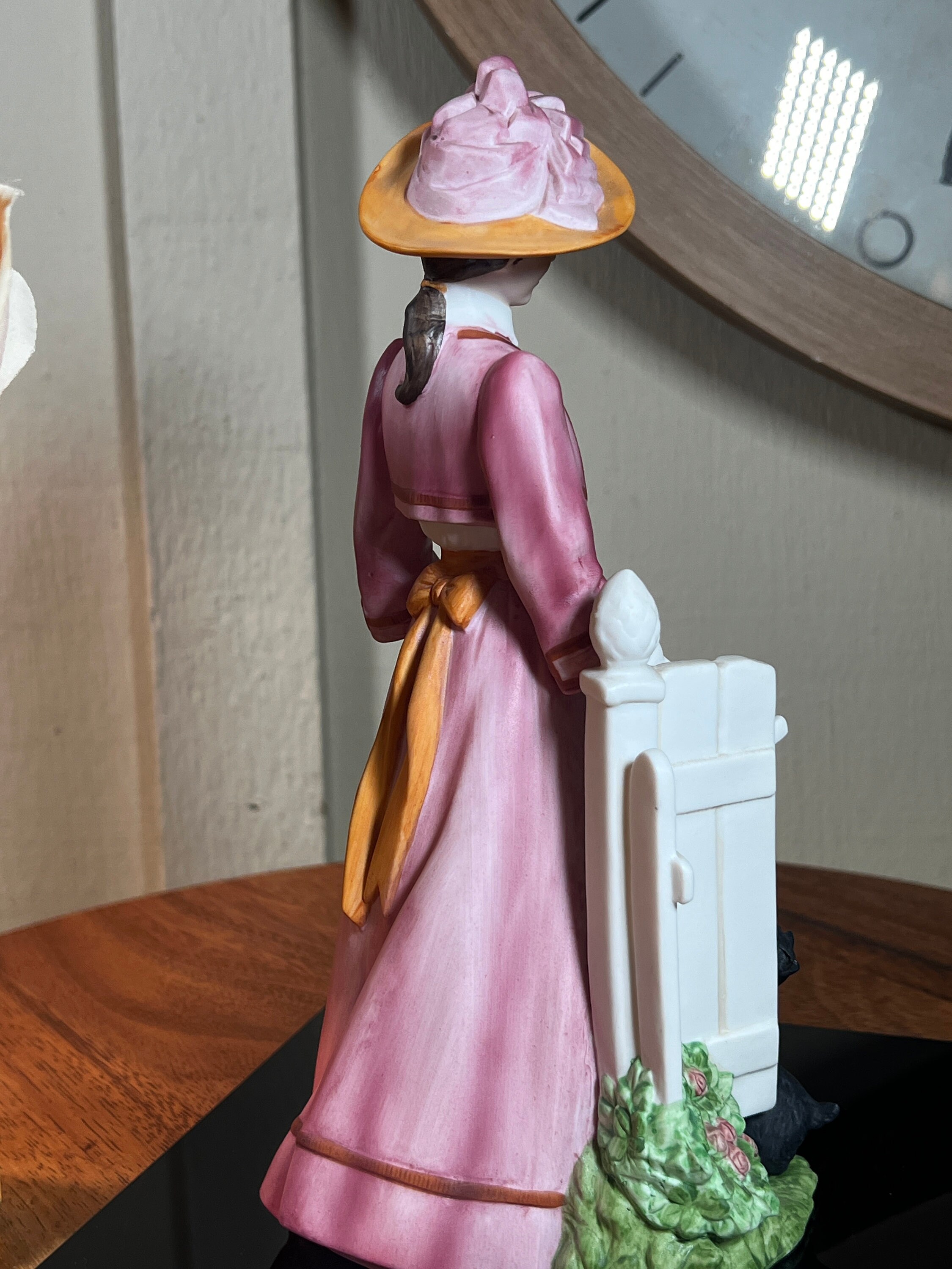 Vintage, Mrs. Albee, Victorian Woman With Dog, Statue