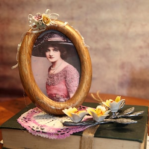 Vintage Framed Beautiful Woman Picture Oval with Book, Dollie & Porcelain Flower, 6&quot;, 1940&#39;s   B8-3-13