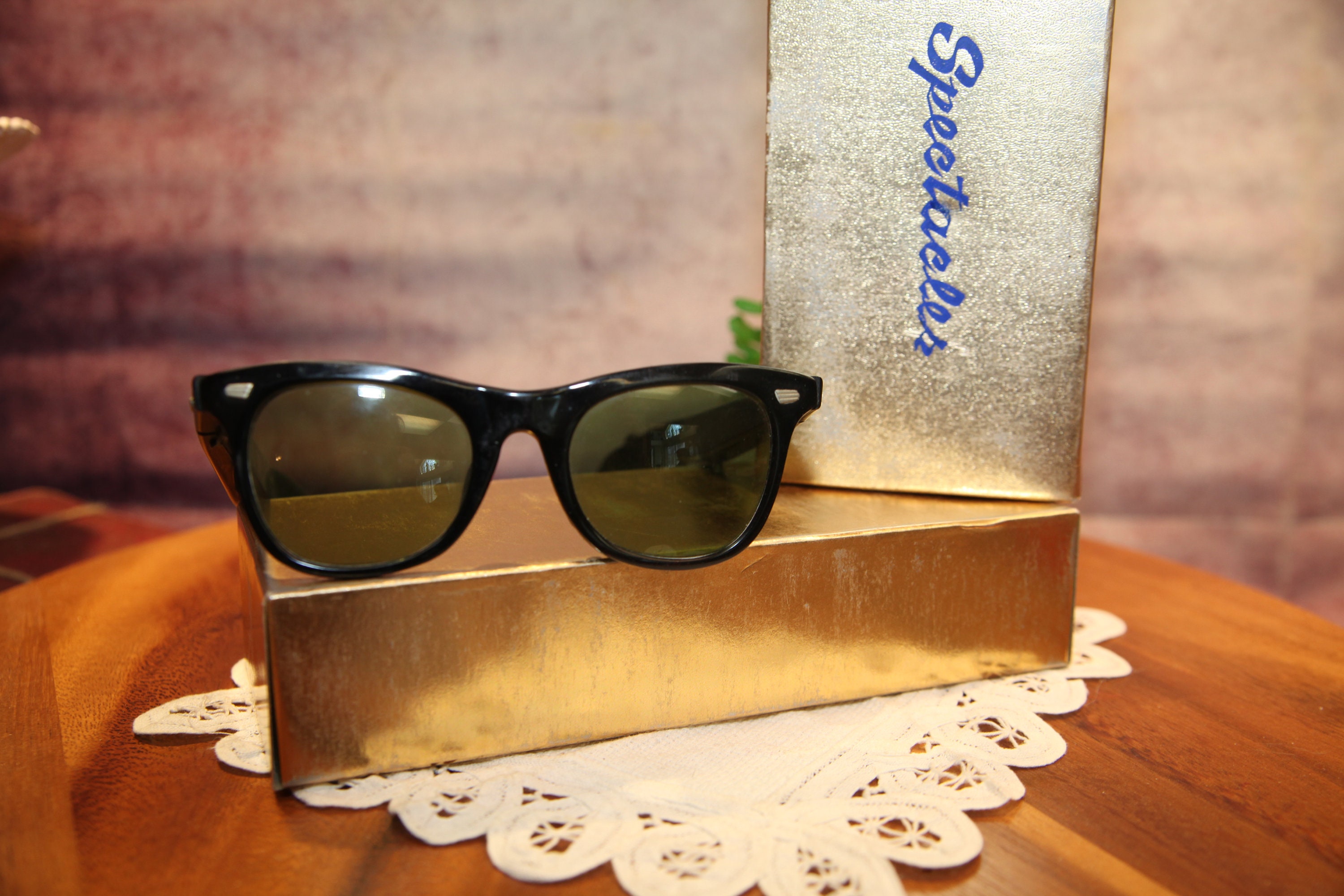 Radio Sunglasses 1960s Ray Ban Style Sakura Transistor Radio