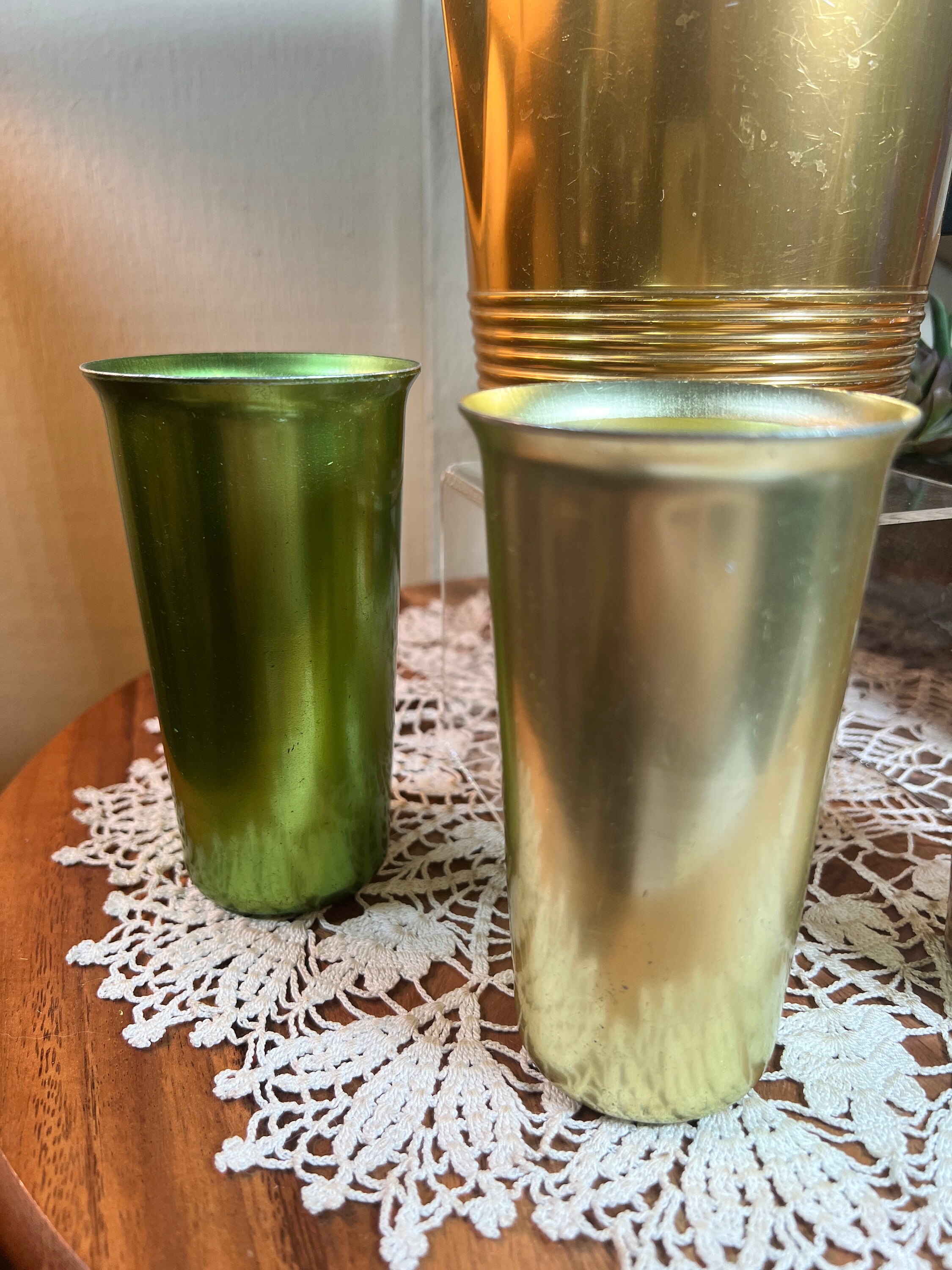 Vintage MCM Aluminum Pitcher Set 5 Pc., 4 Cups, 1 Pitcher, Multi-color, Green, Copper, Gold, USA, 8 Inch, B115-9-5 - Etsy Vintage MCM Aluminum Pitcher Set 5 Pc., 4 Cups, 1 Pitcher, Multi-color, Green, Copper, Gold, USA, 8 Inch, B115-9-5 - Etsy