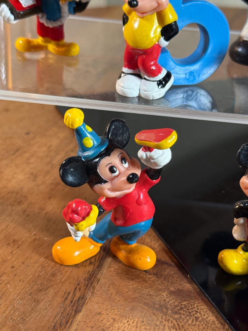Disney, Mickey Mouse, Figurine, Lot, Assortment, Vintage, 14 Piece, 4", 2000s B84-11-16 image 11