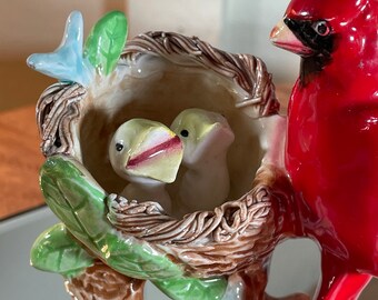 3 Red Cardinals , Cardinal Family, Ceramic, Vintage, 5 Inch, BIRD