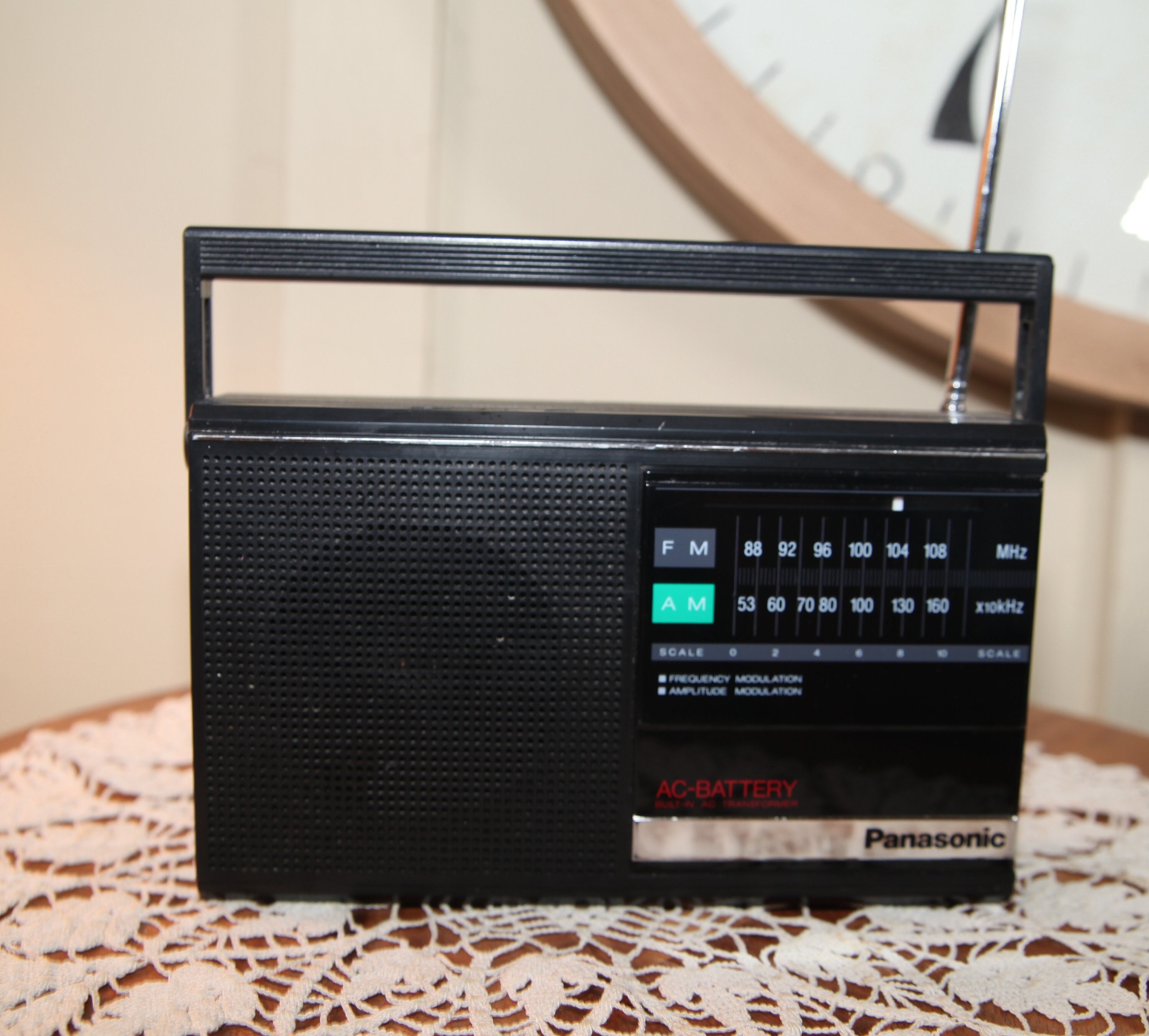 熱販売 Vintage 8 Radio, Portable AM/FM Panasonic 1970's 自転車本体