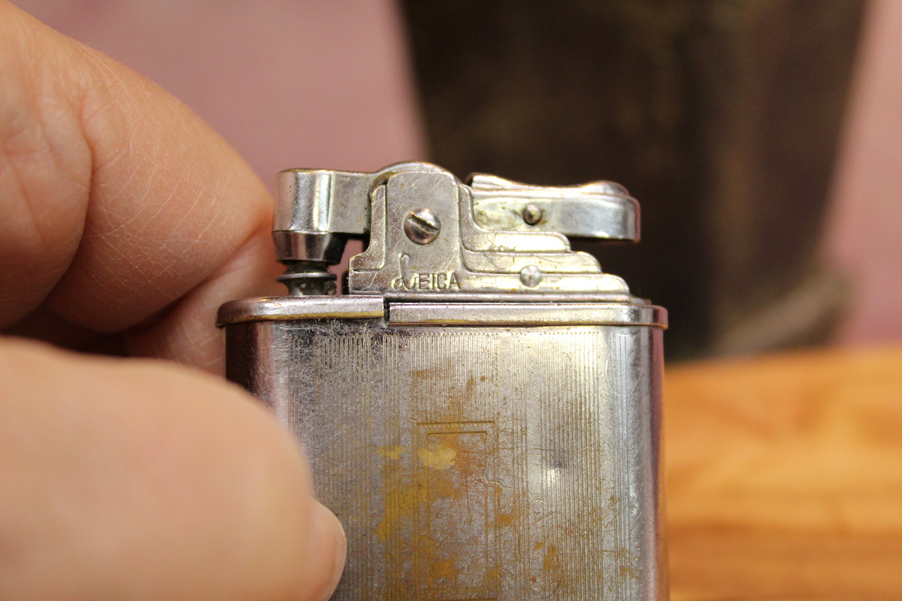 1940's 50's　Vintage Lessco　Scatter-Bug Vintage Leica Cigarette Lighter, RARE!, 1930's-1940's, 2