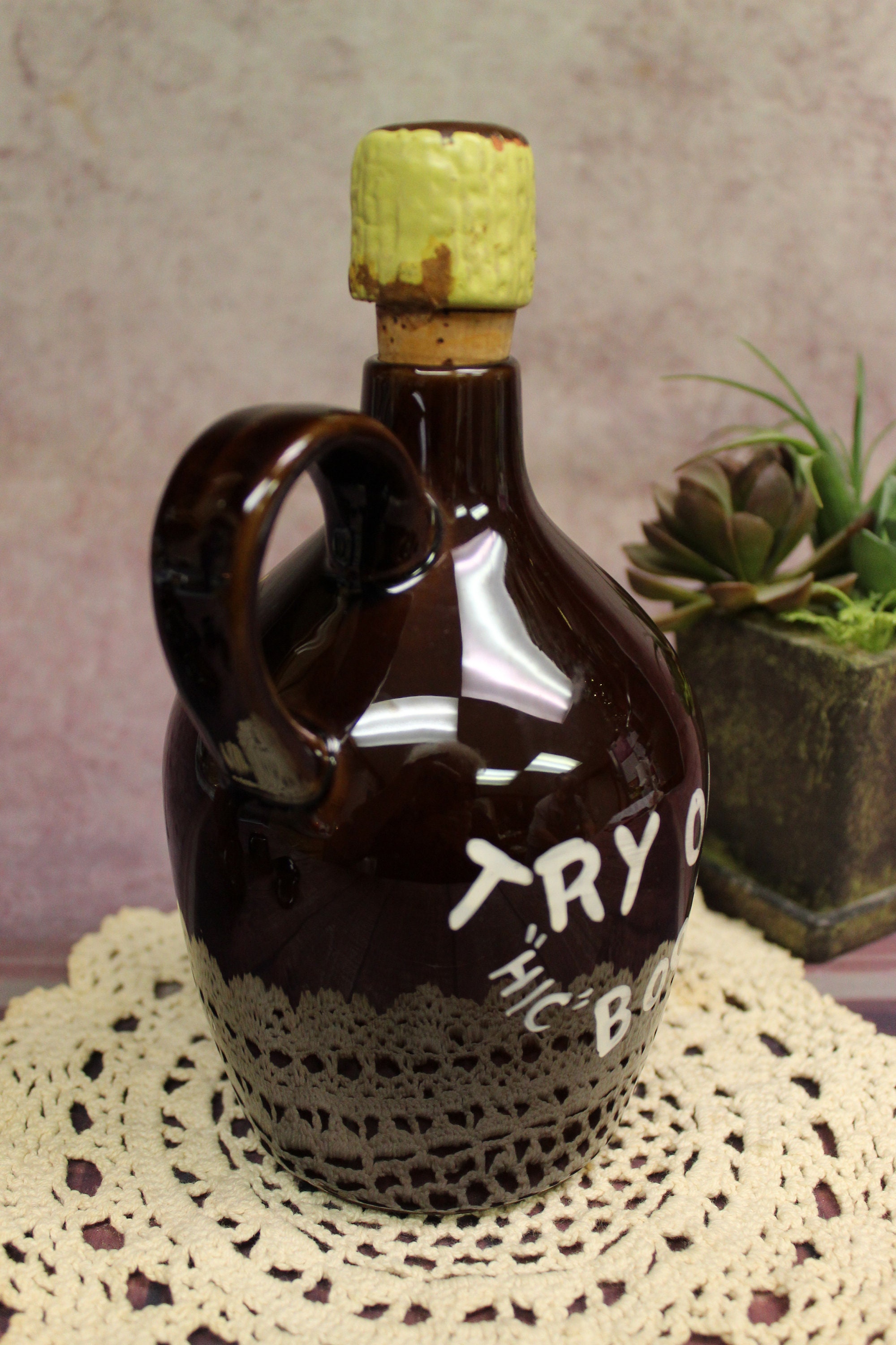 Vintage Wild Cat Juice Ceramic Jug With Stopper Bottle & 8 Small