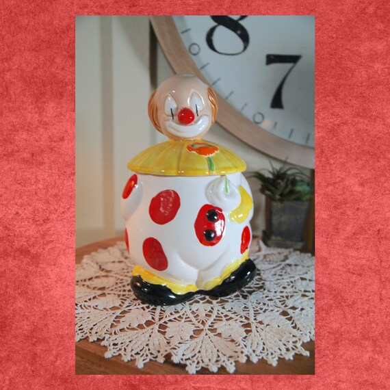 【misen2014さま】antique ✵ * アイスブルーリボンと鈴 羊さん Vintage 1950's Ceramic Red & Yellow Clown Cookie Jar, Polka