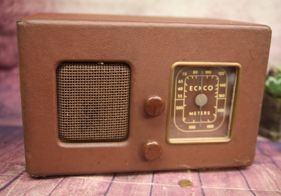 希少なヴィンテージ Eckco ラジオ、AM、真空管ラジオ、1940 年代、12.5