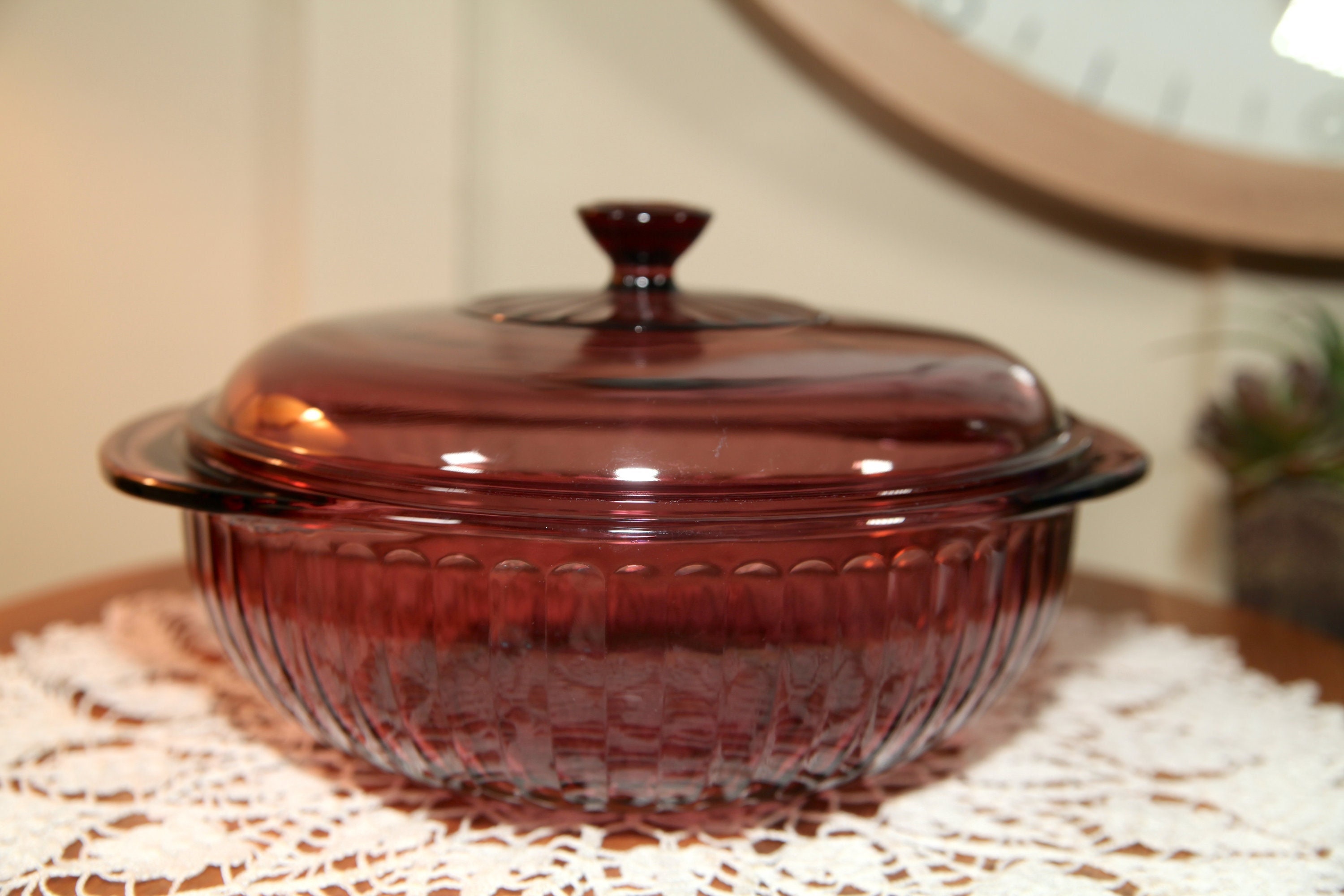 pyrex vintage, violet canneberge, verre, couvert, casserole, 2 qt, usa b104-9-5