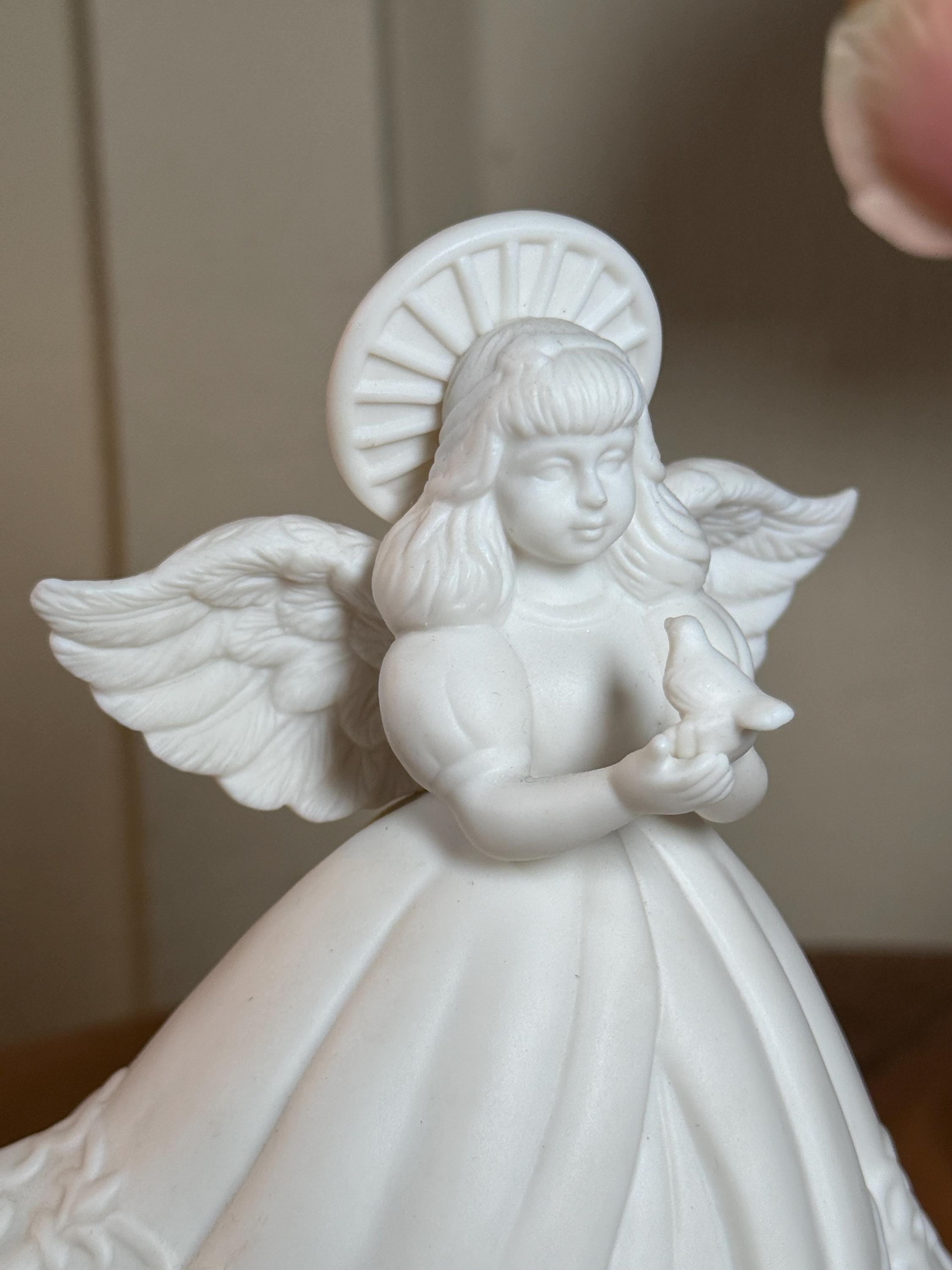 Vintage, Wind Up, Musical Angel, Holding Dove, 6.5 Inch, White
