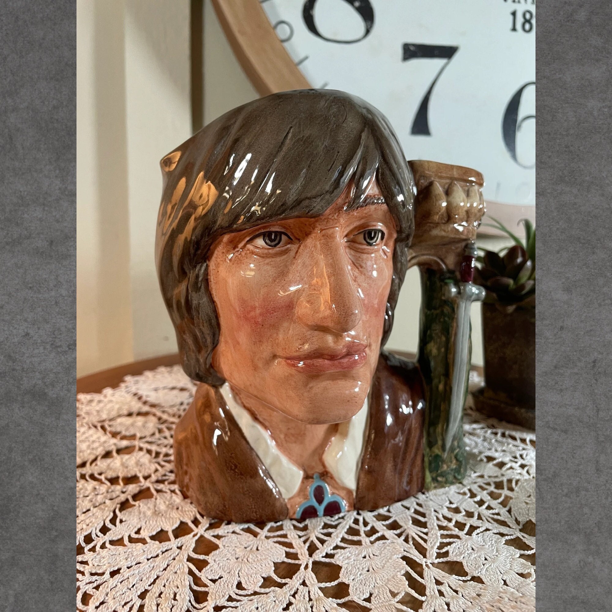 Royal Doulton 1982 - Etsy