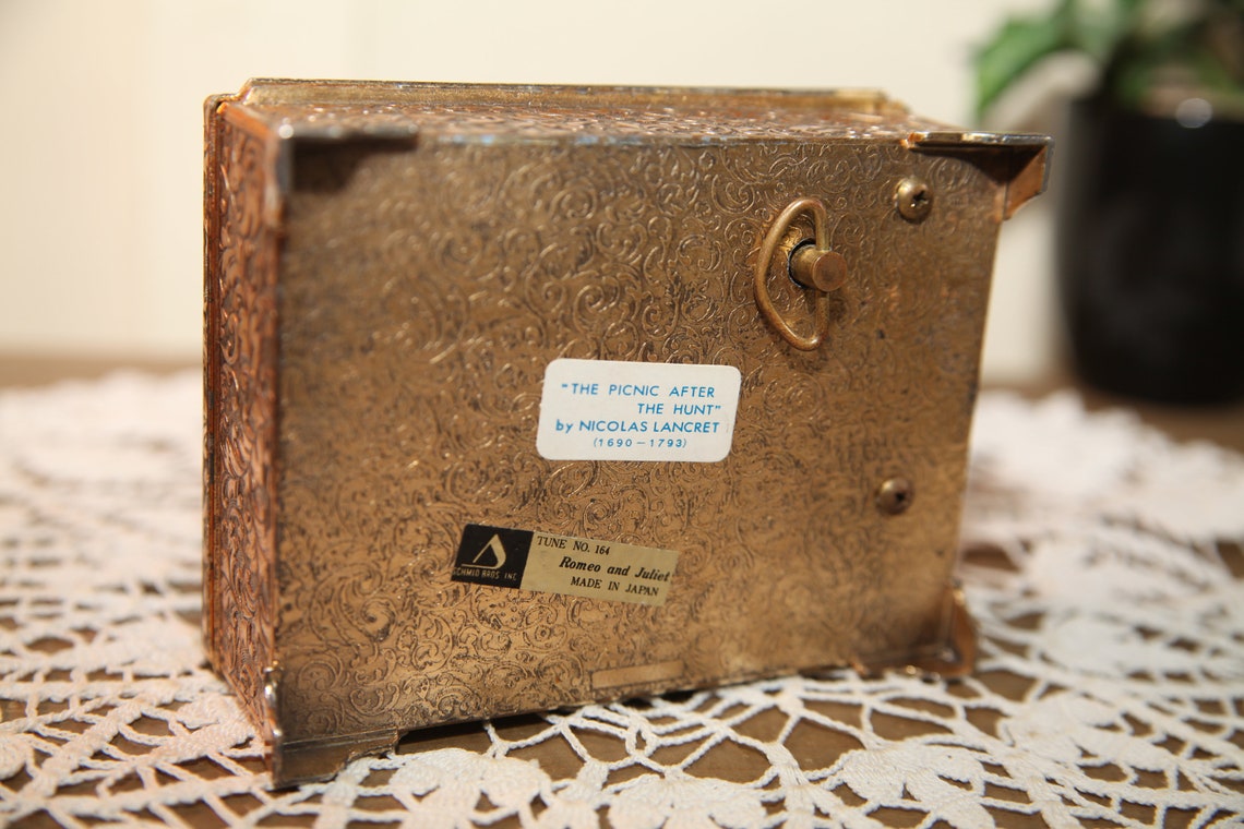 Vintage Schmid Brothers Victorian Soft Top Music Box Etsy