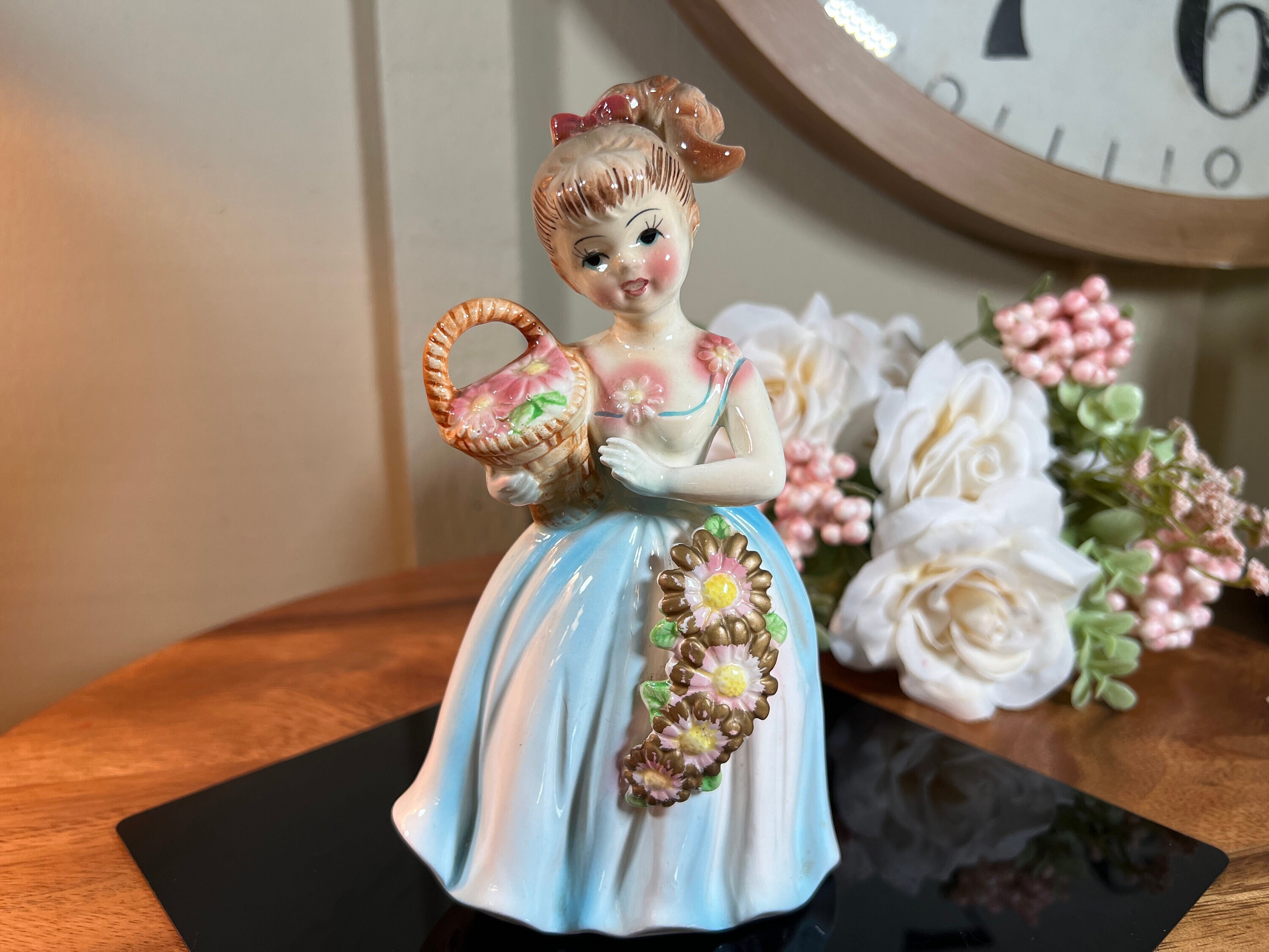 Vintage, Porcelain Girl, Blue Dress, With Pony Tail, Holding