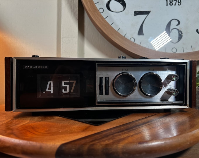 Vintage, Panasonic, Flip Clock Radio, AM/FM, Wood Case, Large, Rare, 13