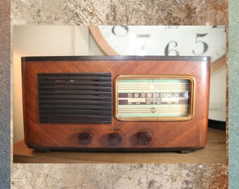 希少なヴィンテージ Eckco ラジオ、AM、真空管ラジオ、1940 年代、12.5