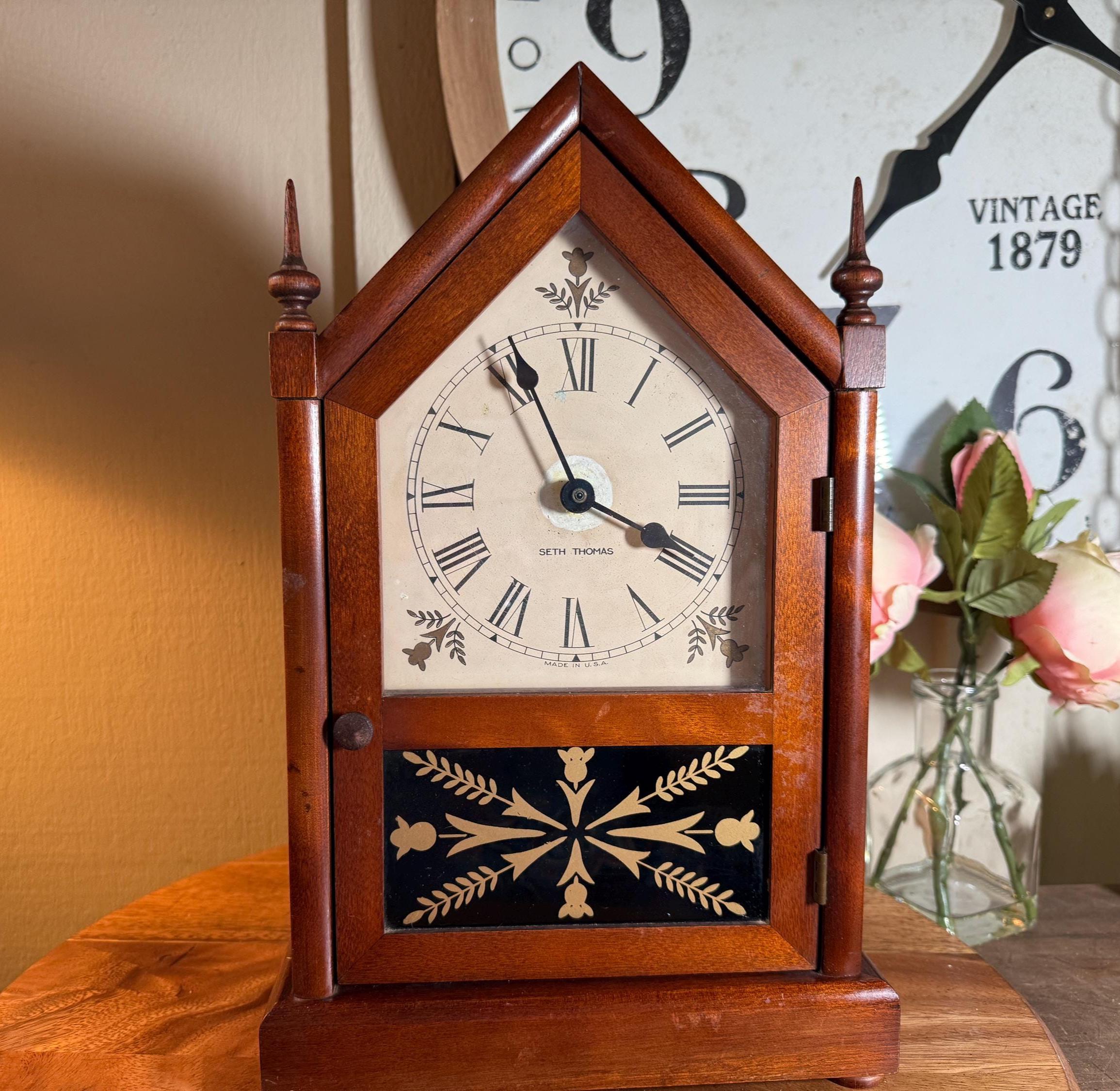 Seth Thomas Clock, Steeple, Shelf Clock, Quartz, 14.5