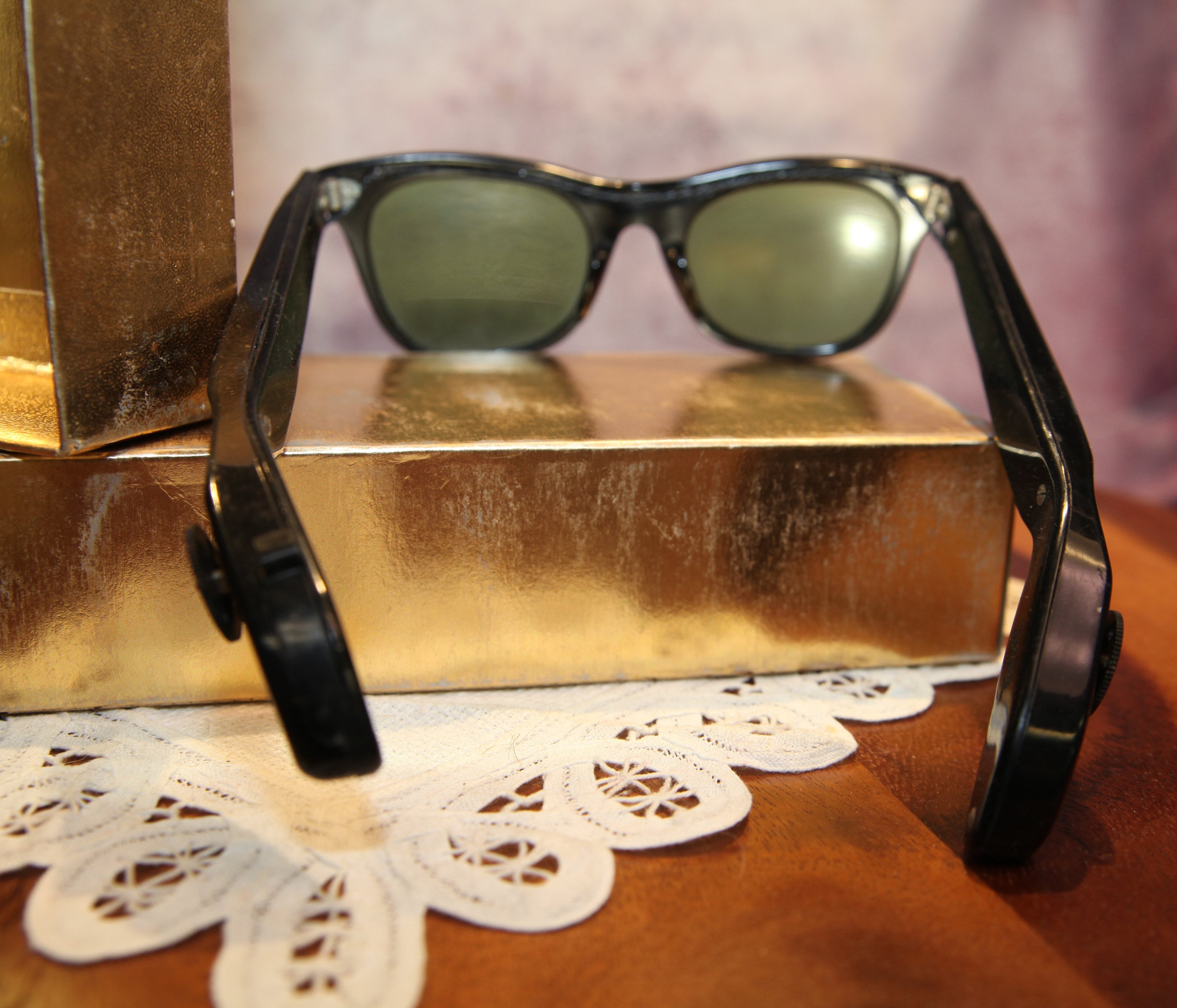 Radio Sunglasses 1960s Ray Ban Style Sakura Transistor Radio
