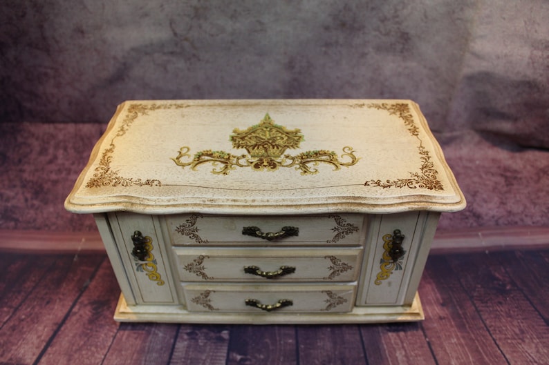 1950/'s Made in Japan Vintage Wood Musical jewelry Box