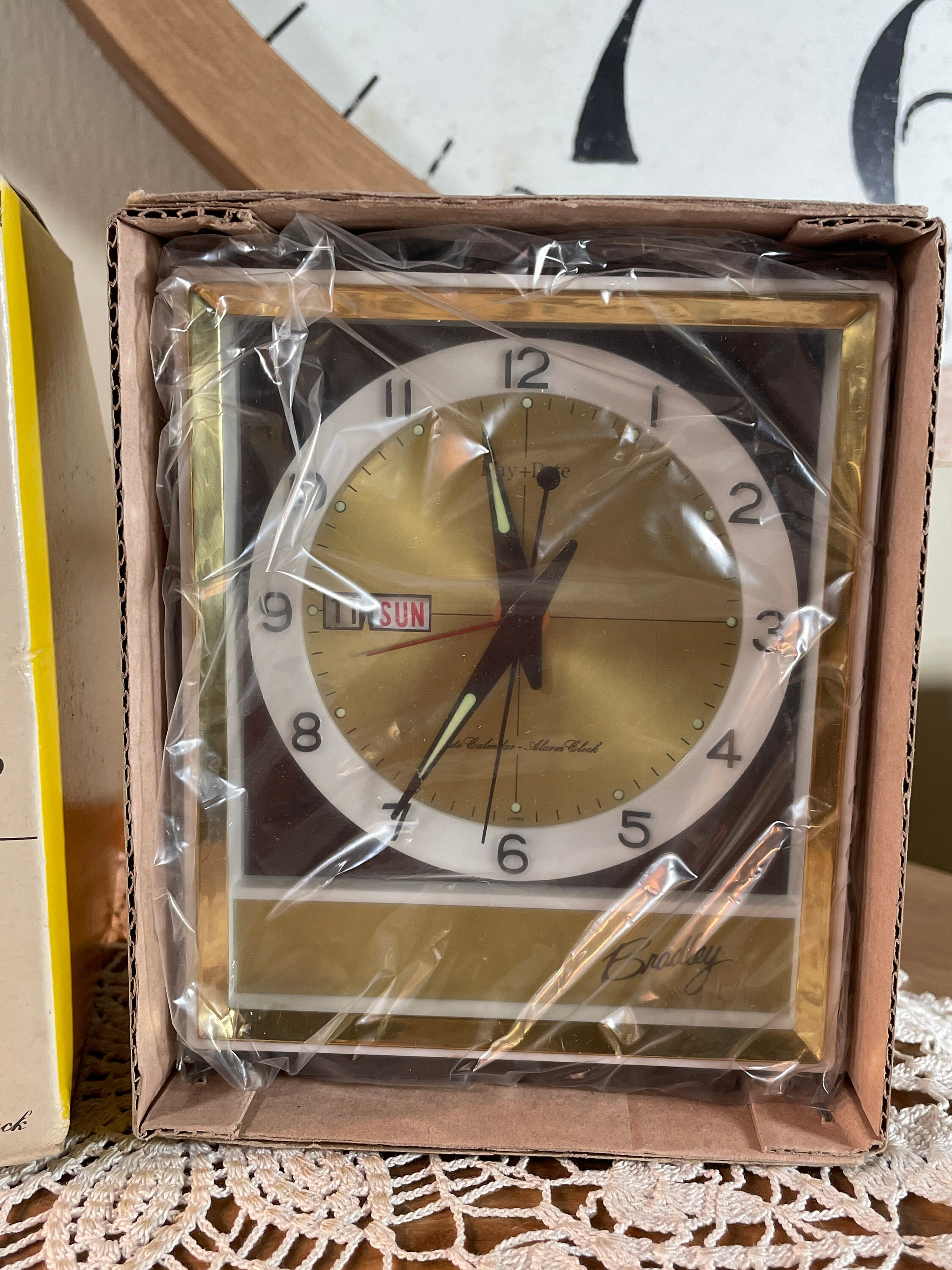 Vintage Bradley Alarm Clock Mid Century Windup Day Date Etsy