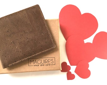 Cork Bifold Wallet For Men-RFID Slim, light, minimalist non leather-Vegetarian Society & Peta Approved! Takes 6 cards- A unique vegan gift.