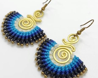 Wave macrame earrings / Colorful woven earrings / Macrame jewelery / Fabric earrings / Festival earrings / Boho / Gipsy earrings / Gift