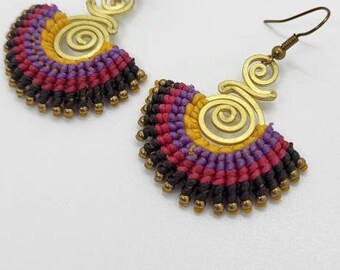 Wave macrame earrings / Colorful woven earrings / Macrame jewelery / Fabric earrings / Festival earrings / Boho / Gipsy earrings / Gift