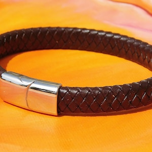 Mens / Ladies Chunky Brown flat cross-braided leather & stainless steel bracelet by Lyme Bay Art.