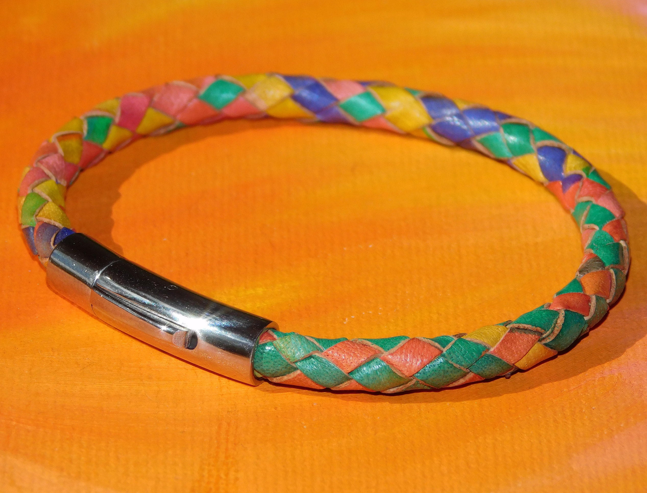 Señoras//Rojo 5mm para Hombre de Cuero Trenzado /& Pulsera De Acero Inoxidable-Arte Lyme Bay.