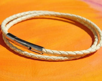 Męska/damska, 3 mm kremowa, pleciona bransoletka ze skóry i stali nierdzewnej, podwójnie owinięta, firmy Lyme Bay Art.