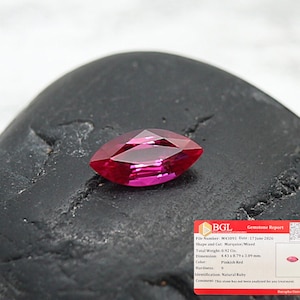 0.92 Cts Natural Burma Ruby Marquise Shape Good Quality With Certificate