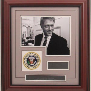 Bill Clinton US President Laser Signed 8x10 B/W Photo & Patch Framed