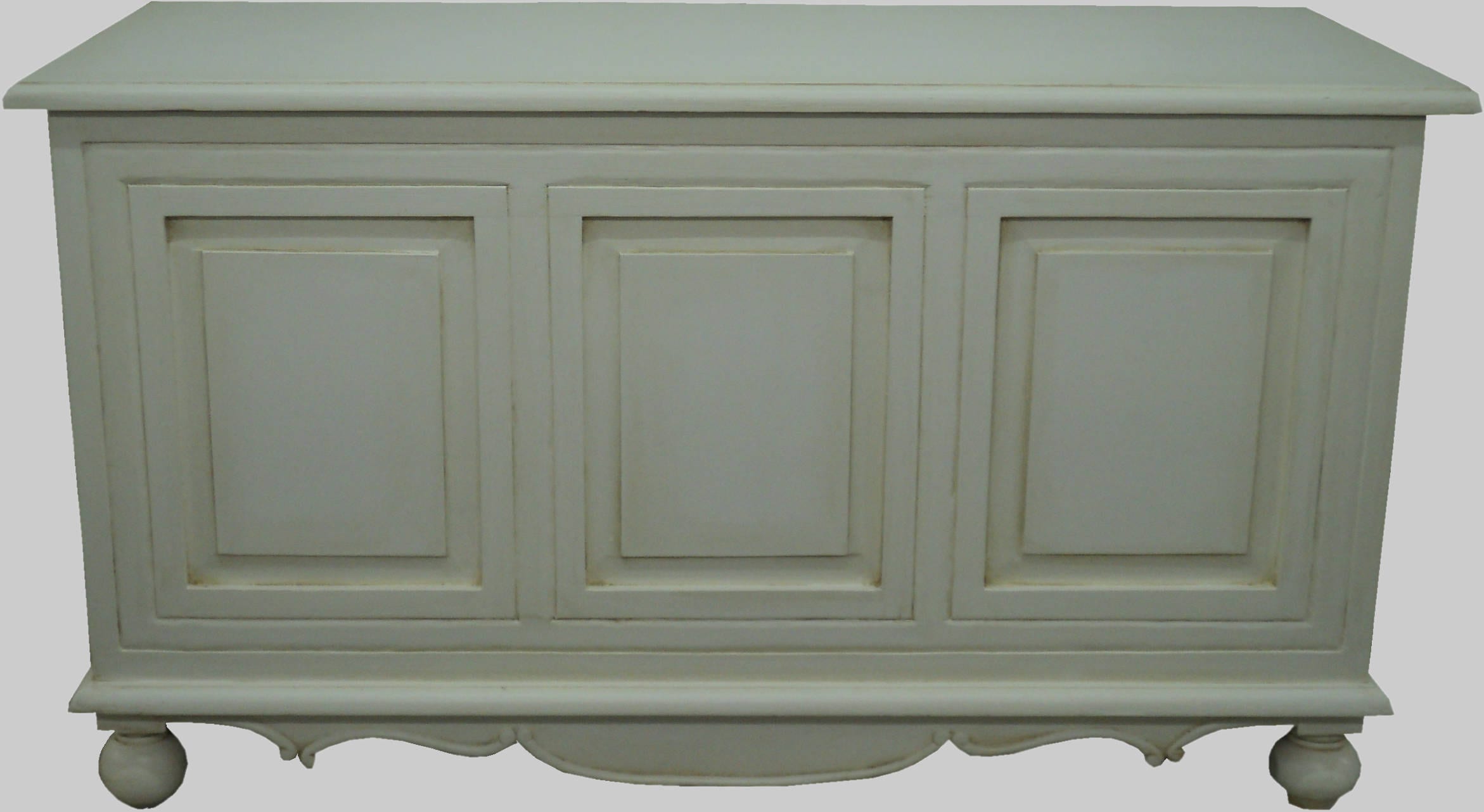 French Style Bordeaux Blanket / Toy Box. Etsy UK