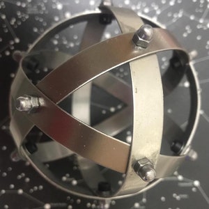 Genesa Crystal Steel Stainless 8 cm in diameter, with gray blind dice: always take me with you