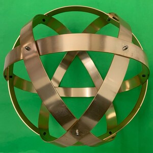 Genesa Pentasphere in Copper Aluminum, 32 cm in diameter, bands 30 mm wide and fixed with gray blind nuts