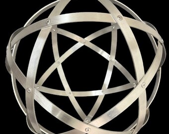 Genesa Natural Brushed Aluminum Pentasphere 32 cm diameter with 15 mm intertwined symmetrical bands fixed with aluminum rivets