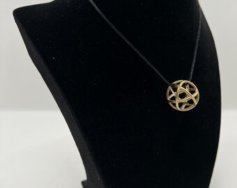 Natural Genesa Crystal pendant 21 mm in diameter: bronze and brass alloy