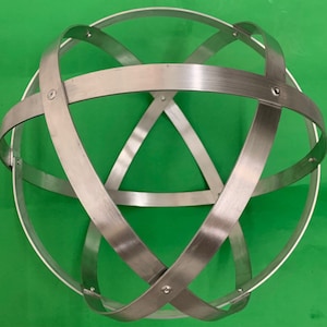 Genesa Crystal in Brushed Natural Aluminium 32 cm in diameter with 20 mm wide bands, symmetrical weaves and aluminium rivets