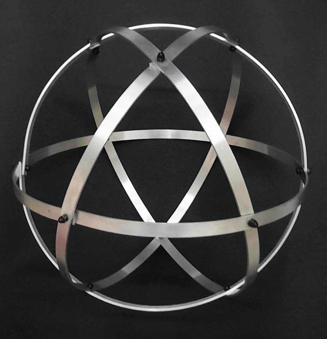 Genesa Crystal in Polished Natural Aluminium, 25 Cm Diameter With 10 Mm  Wide Bands, Symmetrical Braided Black Blind Nuts Fixed -  Israel
