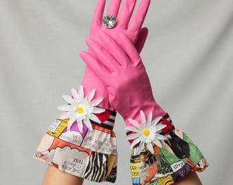 Pop Art Pink Dish Washing Gloves.