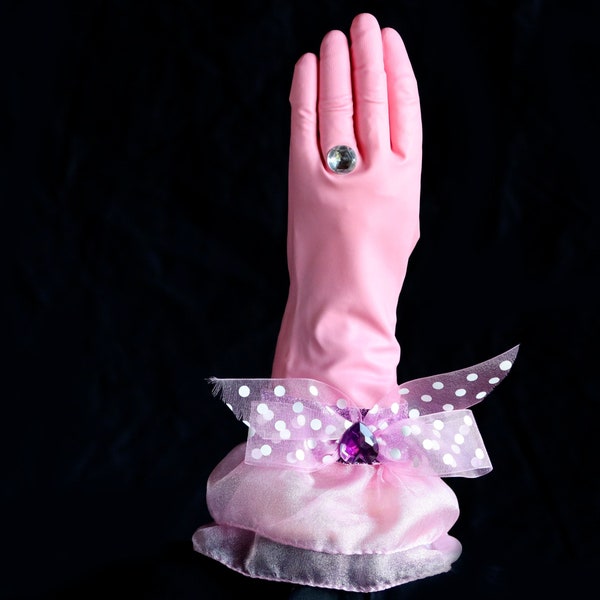 Lady Diamond - These are the cutest, kitchen dish cleaning, latex gloves you will ever own.