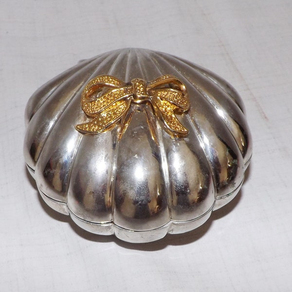 International Silver-Silver Plate Clam Shell Design Jewelry Box-Holder-Ring-Lined-Gold Bow on Top-2 Piece in Box