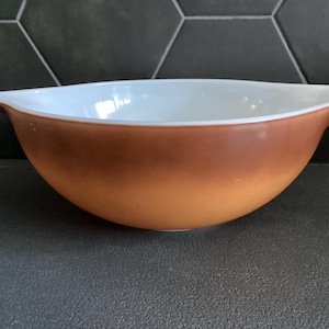 Pyrex Cinderella Mixing Bowl #444 4 Quart Pyrex, Old Orchard Harvest Brown Ombre