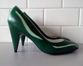 deep green heels