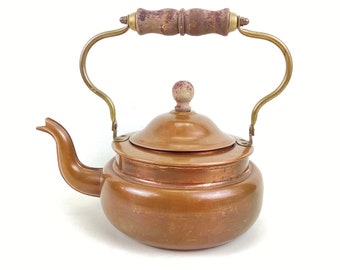 Vintage Copper Tea Kettle with Wooden Handle and Knob